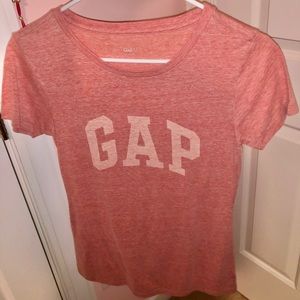 Women’s GAP T shirt